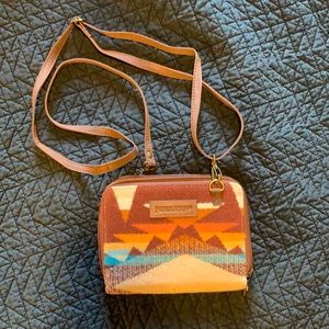 Pendleton Rock Wallet on Strap
